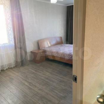 Сдается 1-комнатная квартира, 43,8 м²