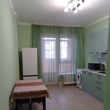 Сдается 1-комнатная квартира, 42,5 м²
