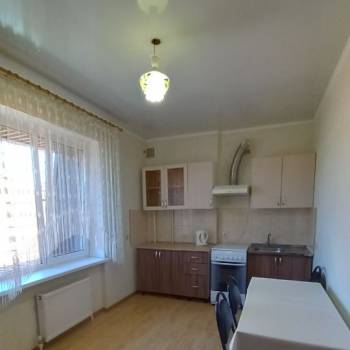Сдается 2-х комнатная квартира, 60 м²