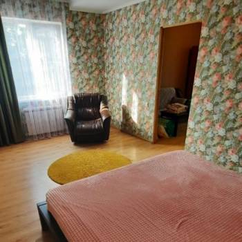 Сдается 1-комнатная квартира, 42 м²