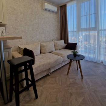 Продается 1-комнатная квартира, 35 м²