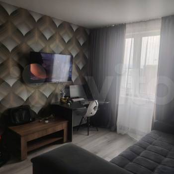 Продается 1-комнатная квартира, 38 м²