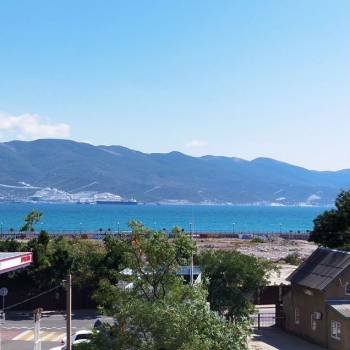 Продается 1-комнатная квартира, 40,9 м²