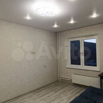 Продается 1-комнатная квартира, 35,9 м²