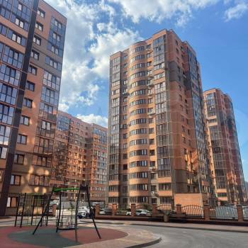 Продается 1-комнатная квартира, 48 м²