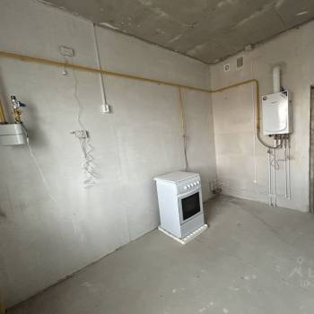 Продается 1-комнатная квартира, 42,5 м²