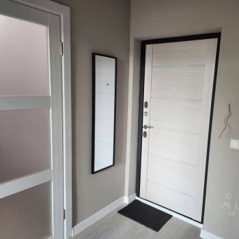 Продается 1-комнатная квартира, 38 м²
