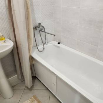Продается 1-комнатная квартира, 38 м²