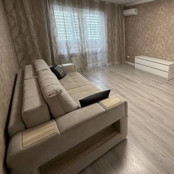 Продается 2-х комнатная квартира, 64 м²