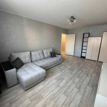 Сдается 1-комнатная квартира, 46 м²
