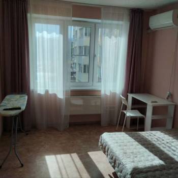 Сдается 1-комнатная квартира, 38 м²