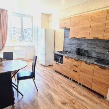 Сдается 1-комнатная квартира, 45 м²