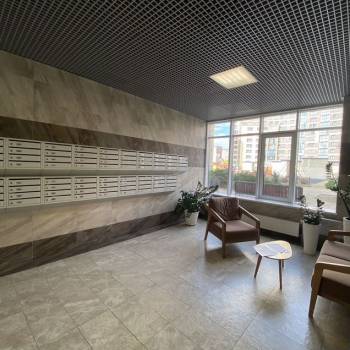 Продается 1-комнатная квартира, 43 м²