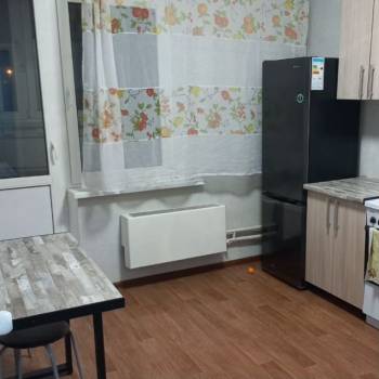 Сдается 1-комнатная квартира, 39 м²