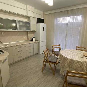 Сдается 1-комнатная квартира, 54 м²