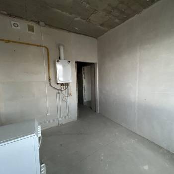 Продается 1-комнатная квартира, 42,5 м²