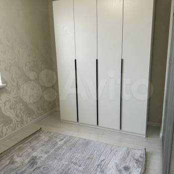 Сдается 1-комнатная квартира, 55 м²