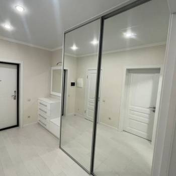Сдается 1-комнатная квартира, 55 м²