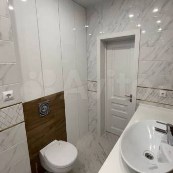 Сдается 1-комнатная квартира, 55 м²