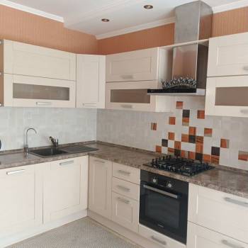 Сдается 2-х комнатная квартира, 60 м²