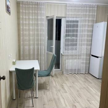 Продается 1-комнатная квартира, 41,6 м²
