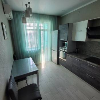 Сдается 1-комнатная квартира, 45 м²