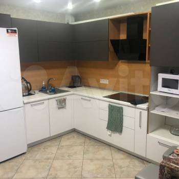 Сдается 1-комнатная квартира, 42 м²