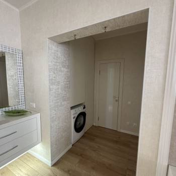 Продается 2-х комнатная квартира, 104 м²