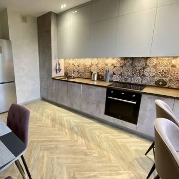 Сдается 1-комнатная квартира, 46 м²