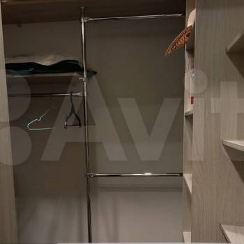 Продается 1-комнатная квартира, 40,6 м²