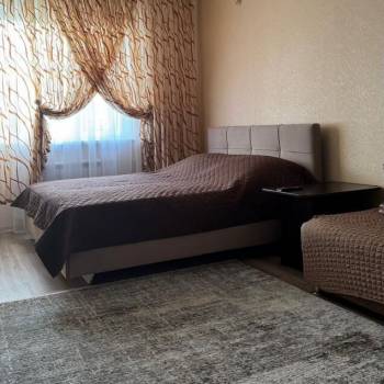 Сдается 1-комнатная квартира, 40 м²