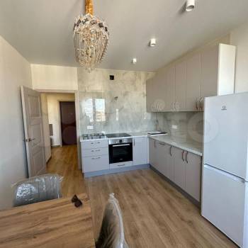 Сдается 1-комнатная квартира, 42,3 м²