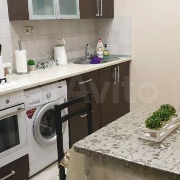 Сдается 2-х комнатная квартира, 75 м²