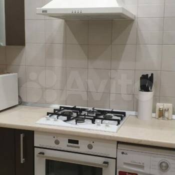 Сдается 2-х комнатная квартира, 75 м²