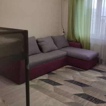 Продается 1-комнатная квартира, 36 м²