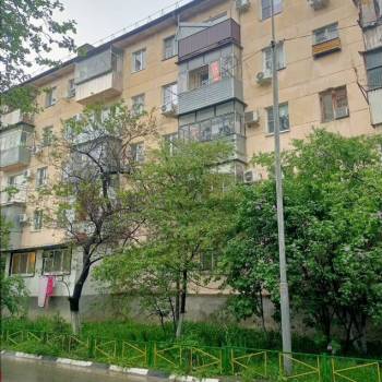 Продается 1-комнатная квартира, 32 м²