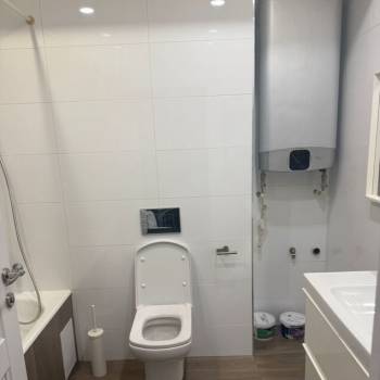 Продается 1-комнатная квартира, 48 м²