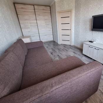 Сдается 1-комнатная квартира, 38 м²