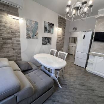 Сдается 1-комнатная квартира, 50 м²