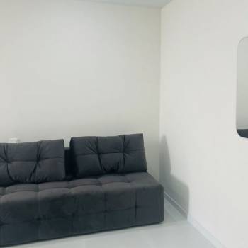 Продается 1-комнатная квартира, 40,6 м²