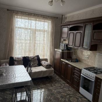 Сдается 1-комнатная квартира, 41 м²