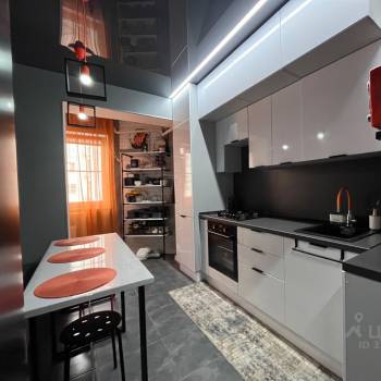 Продается 1-комнатная квартира, 41,3 м²