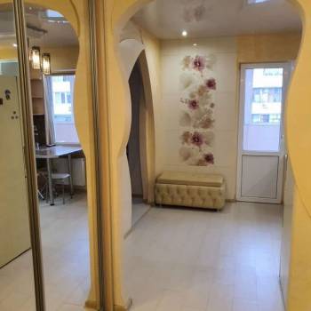 Сдается 1-комнатная квартира, 50 м²