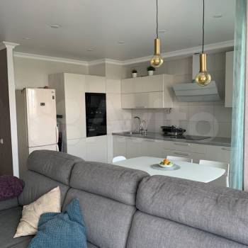 Продается 3-х комнатная квартира, 100 м²