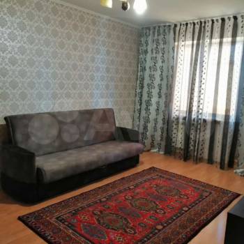 Сдается 1-комнатная квартира, 37 м²