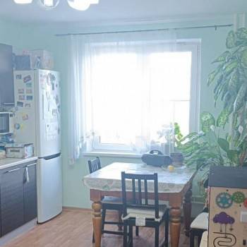 Продается 2-х комнатная квартира, 65 м²