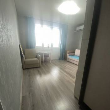 Продается 1-комнатная квартира, 30,5 м²