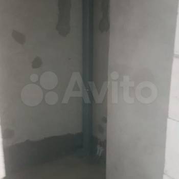 Продается 1-комнатная квартира, 38 м²