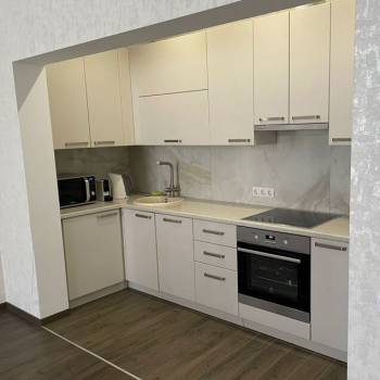 Сдается 1-комнатная квартира, 59,7 м²