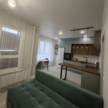 Продается 1-комнатная квартира, 57 м²